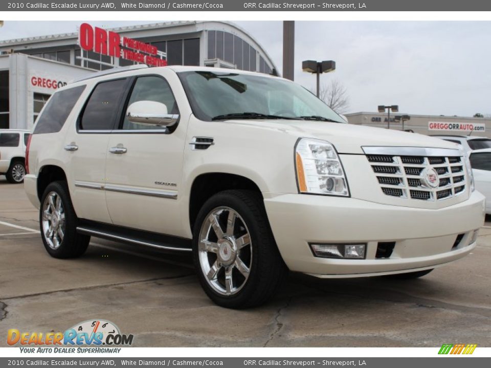 2010 Cadillac Escalade Luxury AWD White Diamond / Cashmere/Cocoa Photo #2