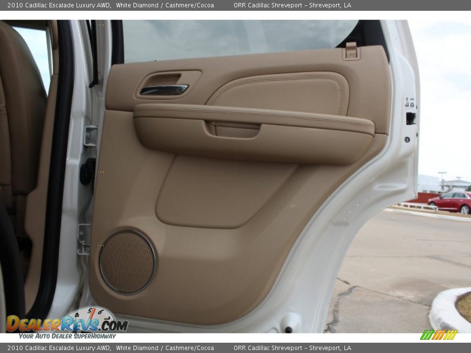 2010 Cadillac Escalade Luxury AWD White Diamond / Cashmere/Cocoa Photo #19