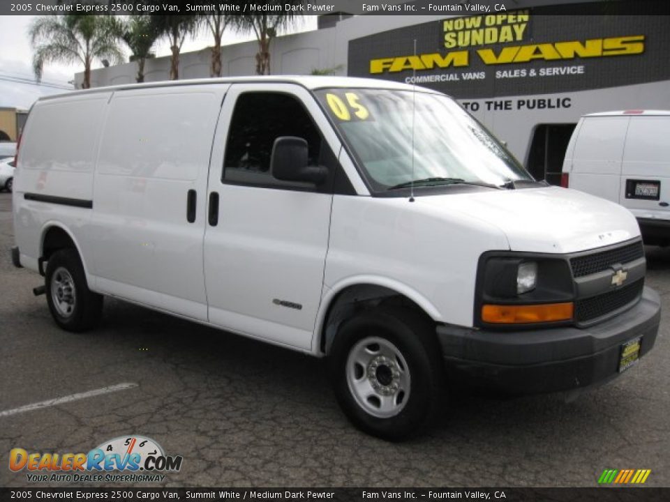 2005 Chevrolet Express 2500 Cargo Van Summit White / Medium Dark Pewter Photo #1