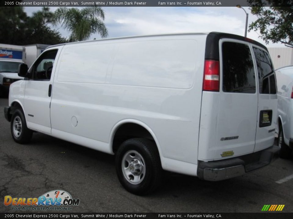 2005 Chevrolet Express 2500 Cargo Van Summit White / Medium Dark Pewter Photo #4
