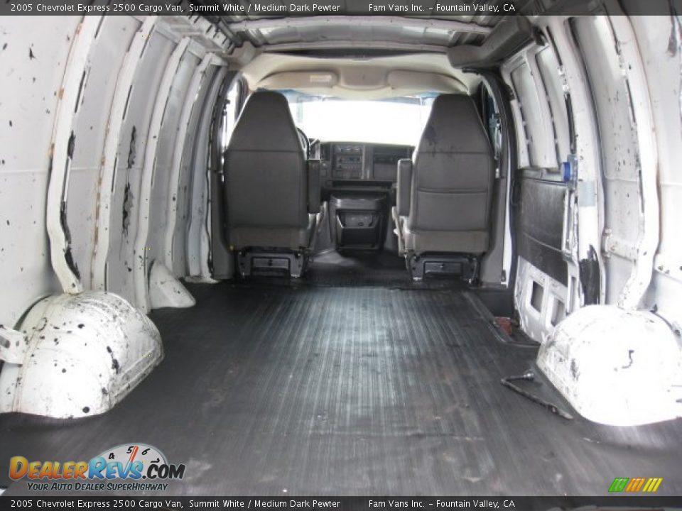 2005 Chevrolet Express 2500 Cargo Van Summit White / Medium Dark Pewter Photo #7