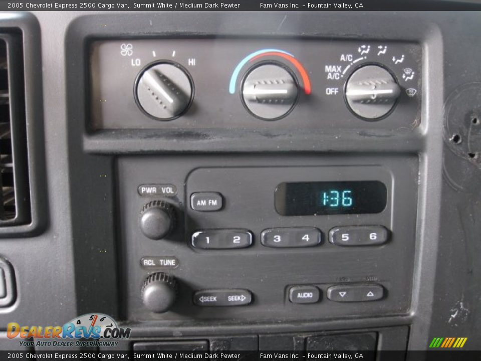 2005 Chevrolet Express 2500 Cargo Van Summit White / Medium Dark Pewter Photo #9