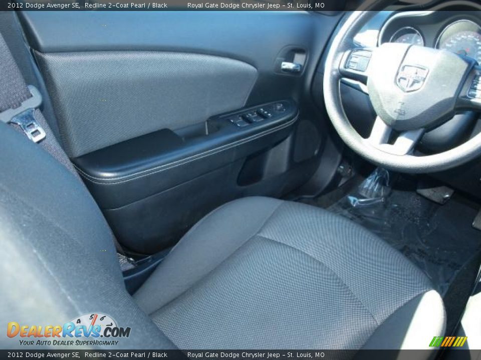 2012 Dodge Avenger SE Redline 2-Coat Pearl / Black Photo #11