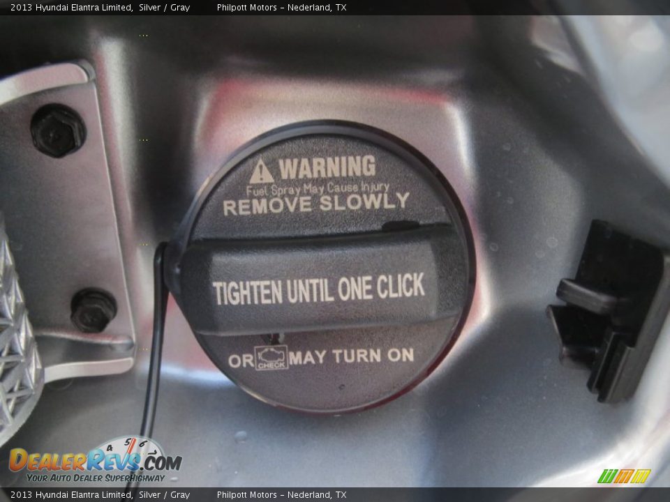 2013 Hyundai Elantra Limited Silver / Gray Photo #15