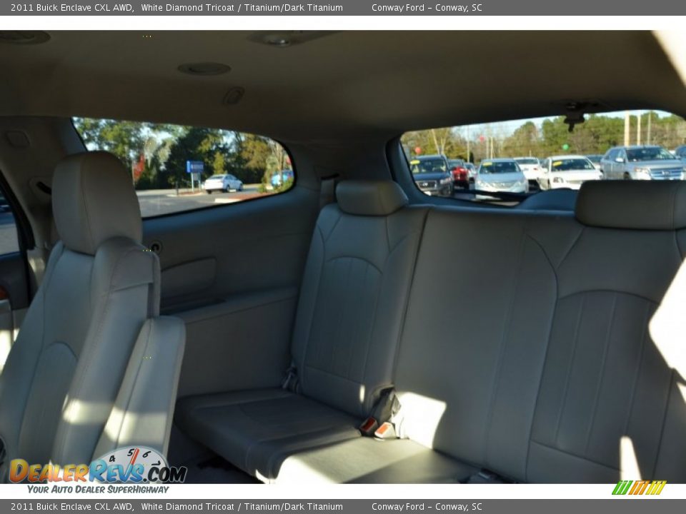 2011 Buick Enclave CXL AWD White Diamond Tricoat / Titanium/Dark Titanium Photo #13