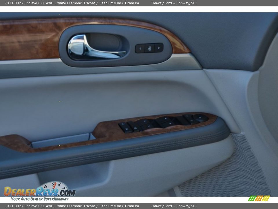 2011 Buick Enclave CXL AWD White Diamond Tricoat / Titanium/Dark Titanium Photo #18