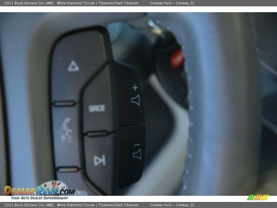 2011 Buick Enclave CXL AWD White Diamond Tricoat / Titanium/Dark Titanium Photo #23
