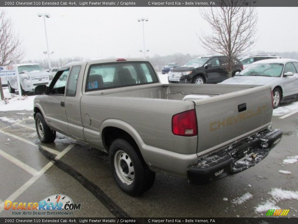 2002 Chevrolet S10 Extended Cab 4x4 Light Pewter Metallic / Graphite Photo #6