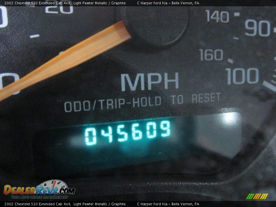 2002 Chevrolet S10 Extended Cab 4x4 Light Pewter Metallic / Graphite Photo #20