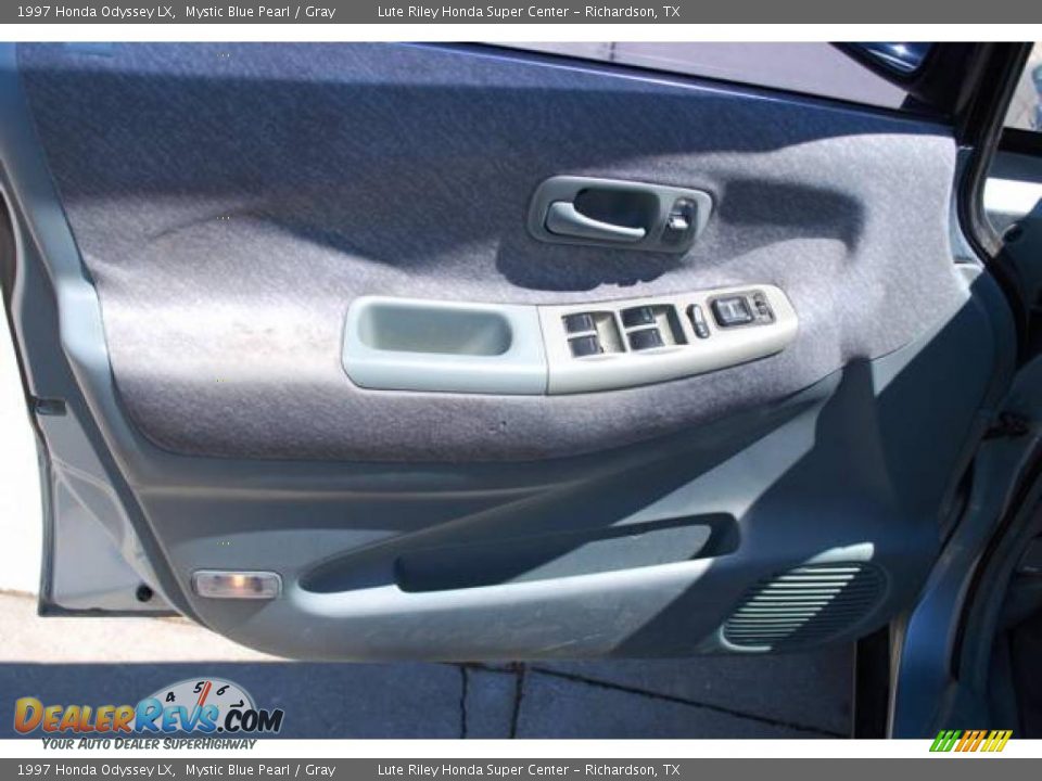 1997 Honda Odyssey LX Mystic Blue Pearl / Gray Photo #11