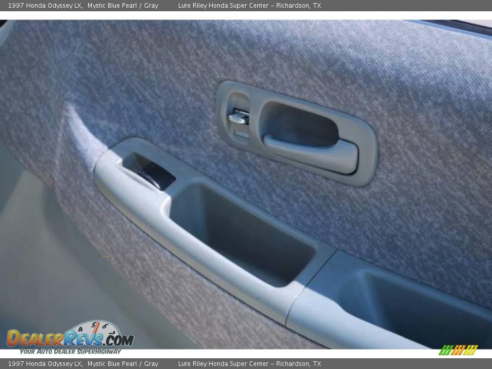 1997 Honda Odyssey LX Mystic Blue Pearl / Gray Photo #17