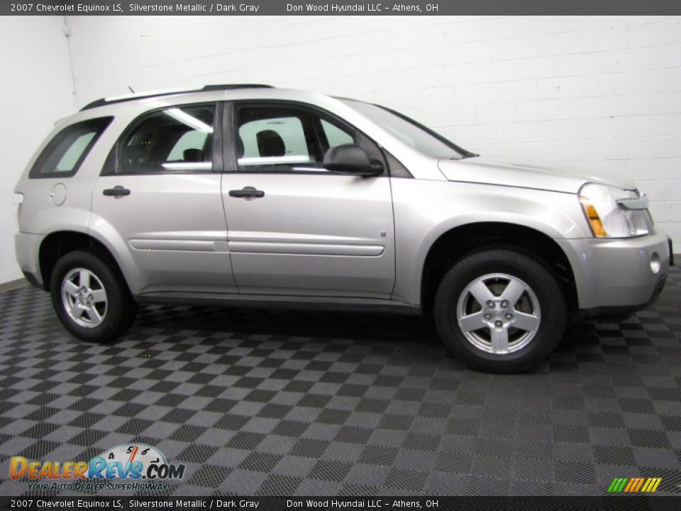 2007 Chevrolet Equinox LS Silverstone Metallic / Dark Gray Photo #3