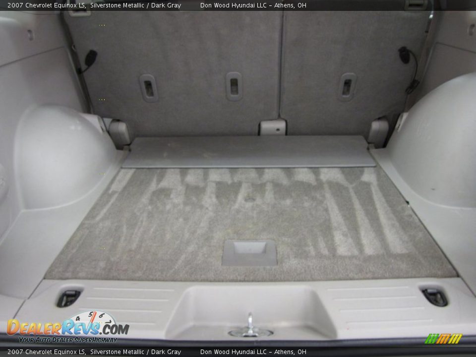 2007 Chevrolet Equinox LS Silverstone Metallic / Dark Gray Photo #4