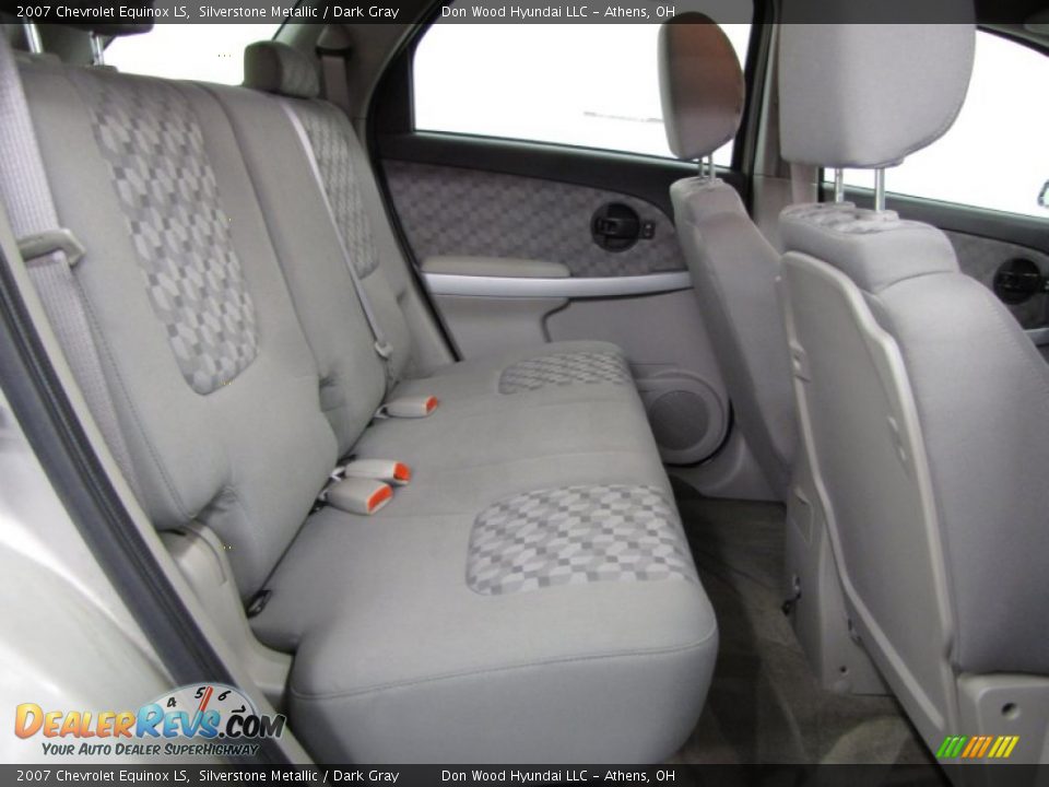 2007 Chevrolet Equinox LS Silverstone Metallic / Dark Gray Photo #8