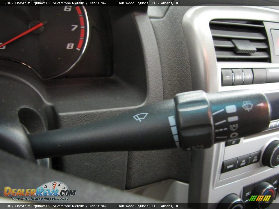 2007 Chevrolet Equinox LS Silverstone Metallic / Dark Gray Photo #17