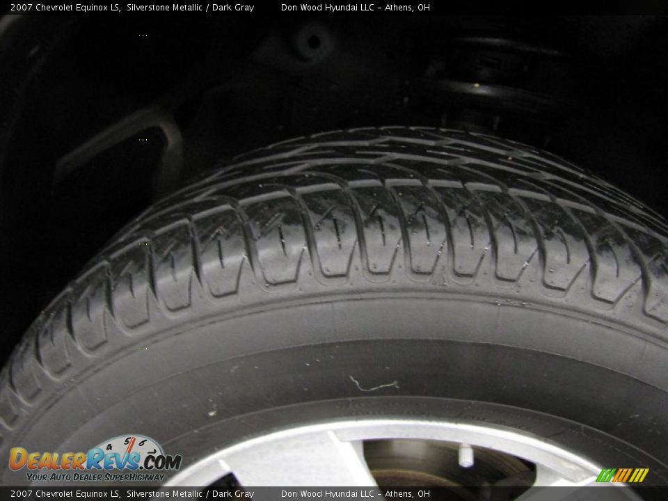 2007 Chevrolet Equinox LS Silverstone Metallic / Dark Gray Photo #26