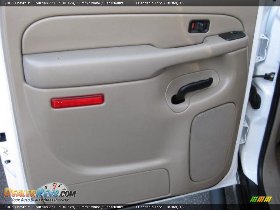 2006 Chevrolet Suburban Z71 1500 4x4 Summit White / Tan/Neutral Photo #19