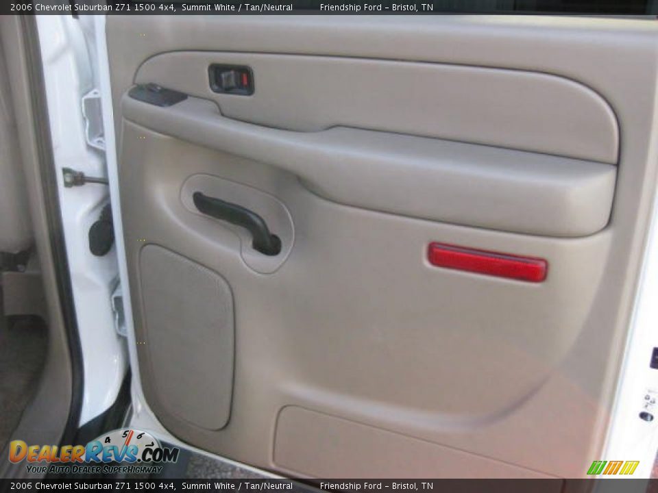 2006 Chevrolet Suburban Z71 1500 4x4 Summit White / Tan/Neutral Photo #24