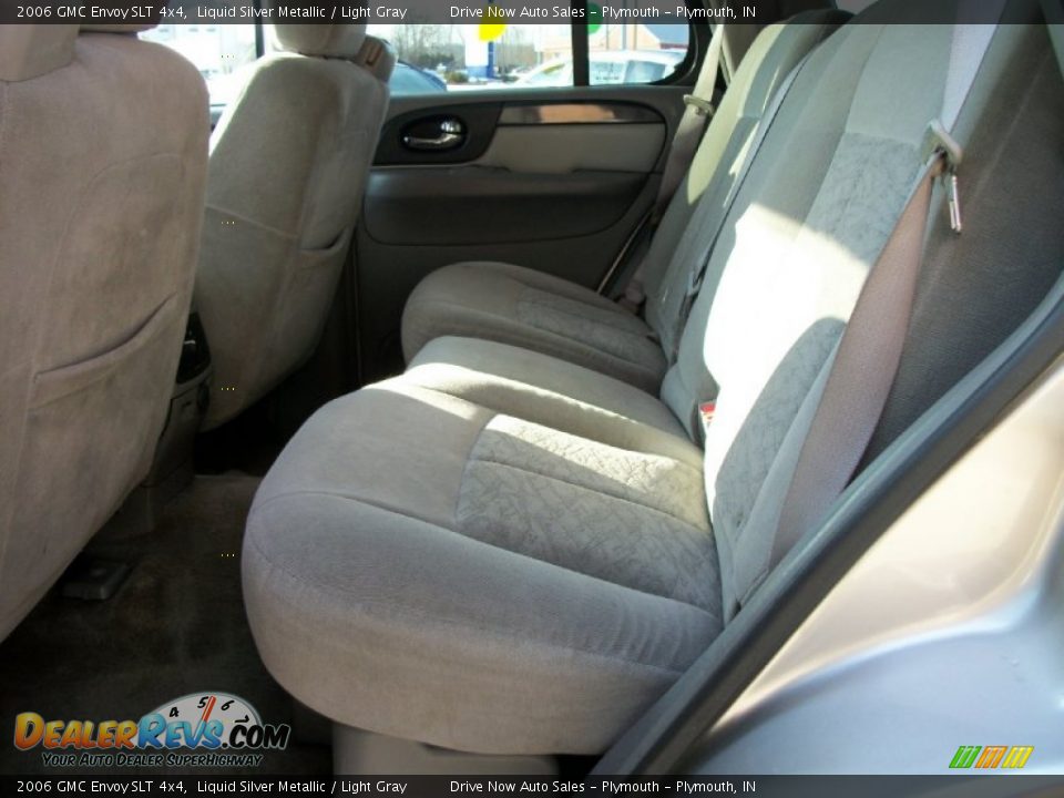 2006 GMC Envoy SLT 4x4 Liquid Silver Metallic / Light Gray Photo #6