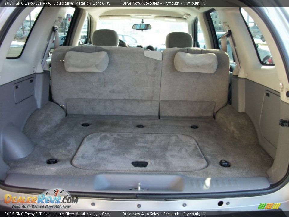 2006 GMC Envoy SLT 4x4 Trunk Photo #8