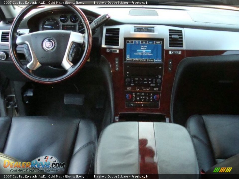 2007 Cadillac Escalade AWD Gold Mist / Ebony/Ebony Photo #11