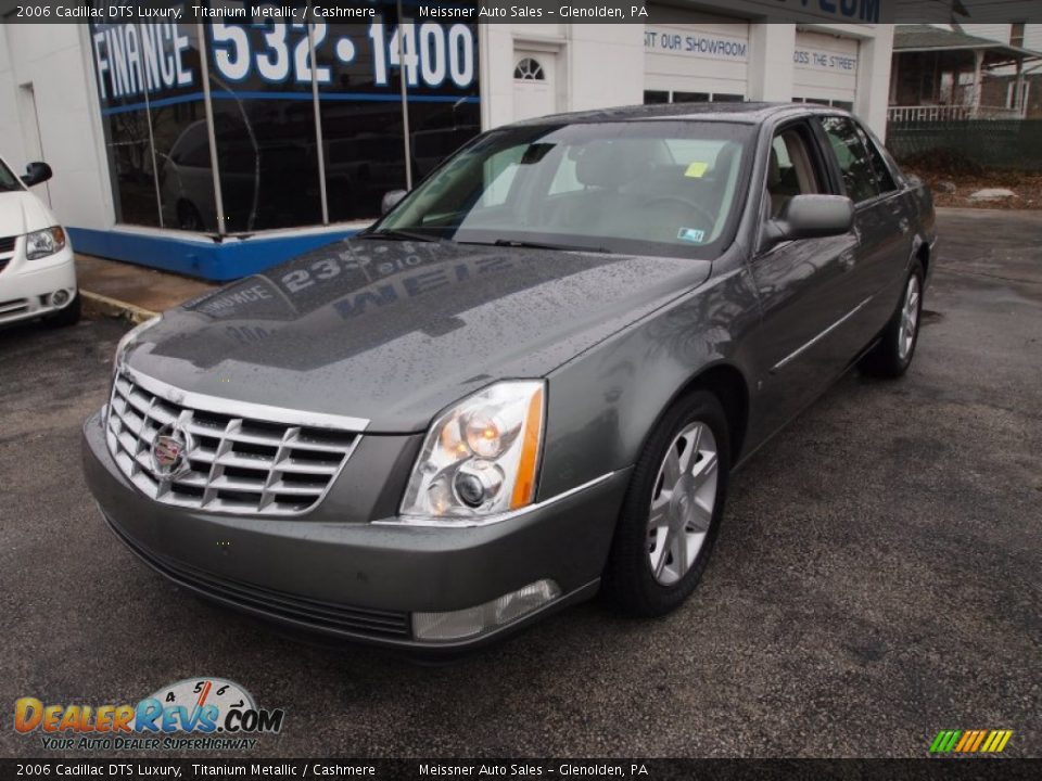 2006 Cadillac DTS Luxury Titanium Metallic / Cashmere Photo #2