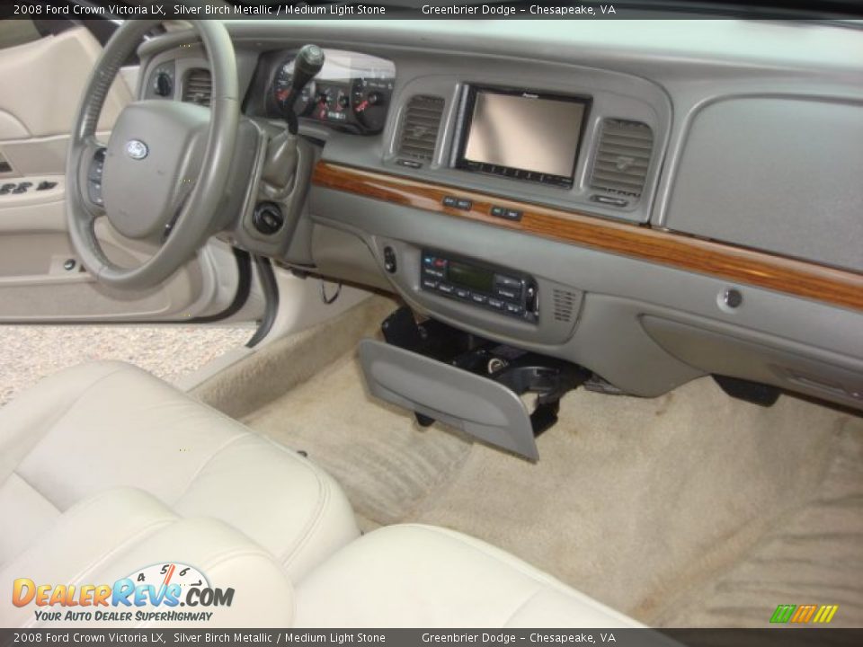 Dashboard of 2008 Ford Crown Victoria LX Photo #13