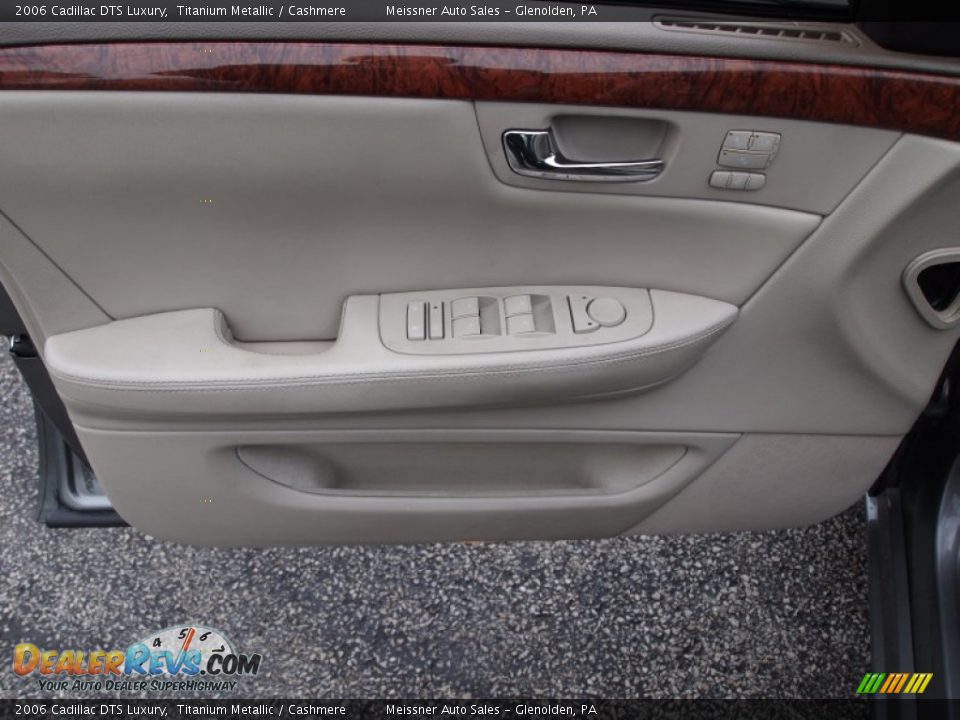 2006 Cadillac DTS Luxury Titanium Metallic / Cashmere Photo #12
