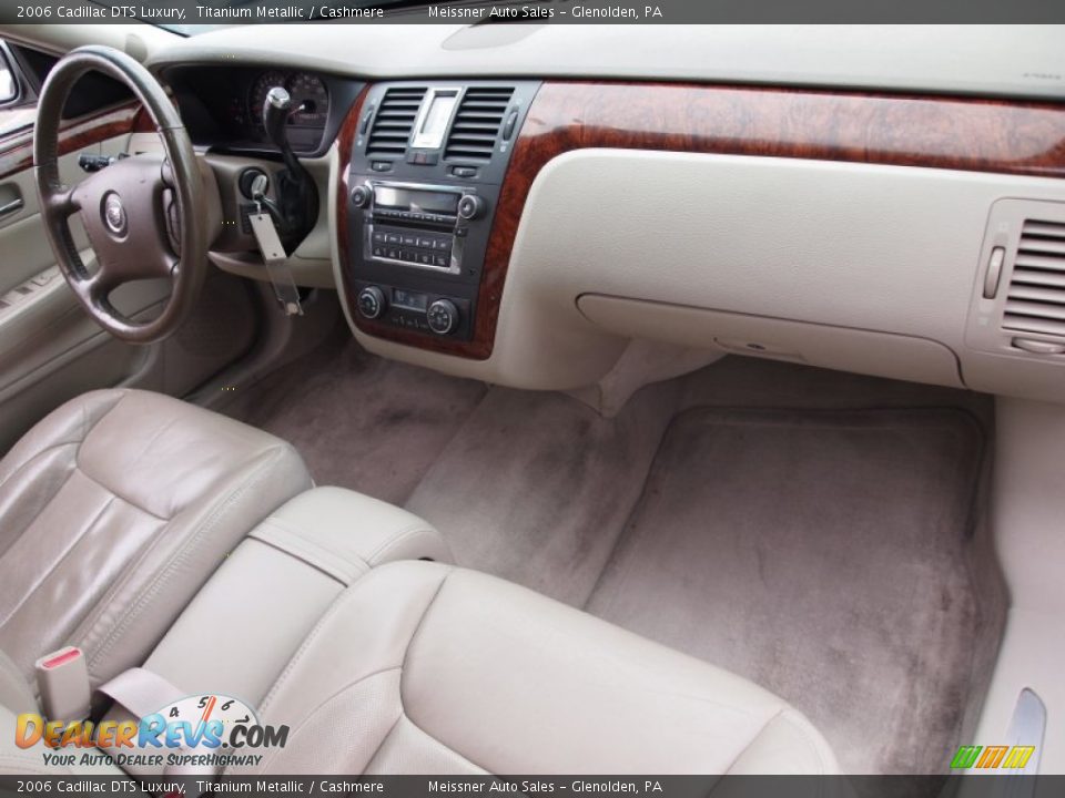 2006 Cadillac DTS Luxury Titanium Metallic / Cashmere Photo #16