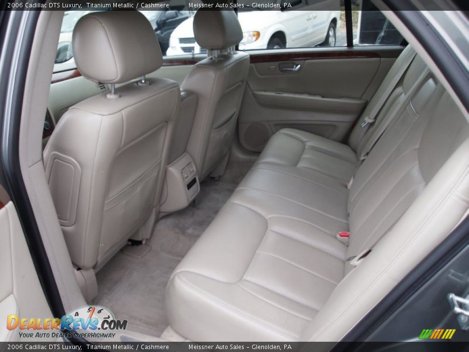 2006 Cadillac DTS Luxury Titanium Metallic / Cashmere Photo #19
