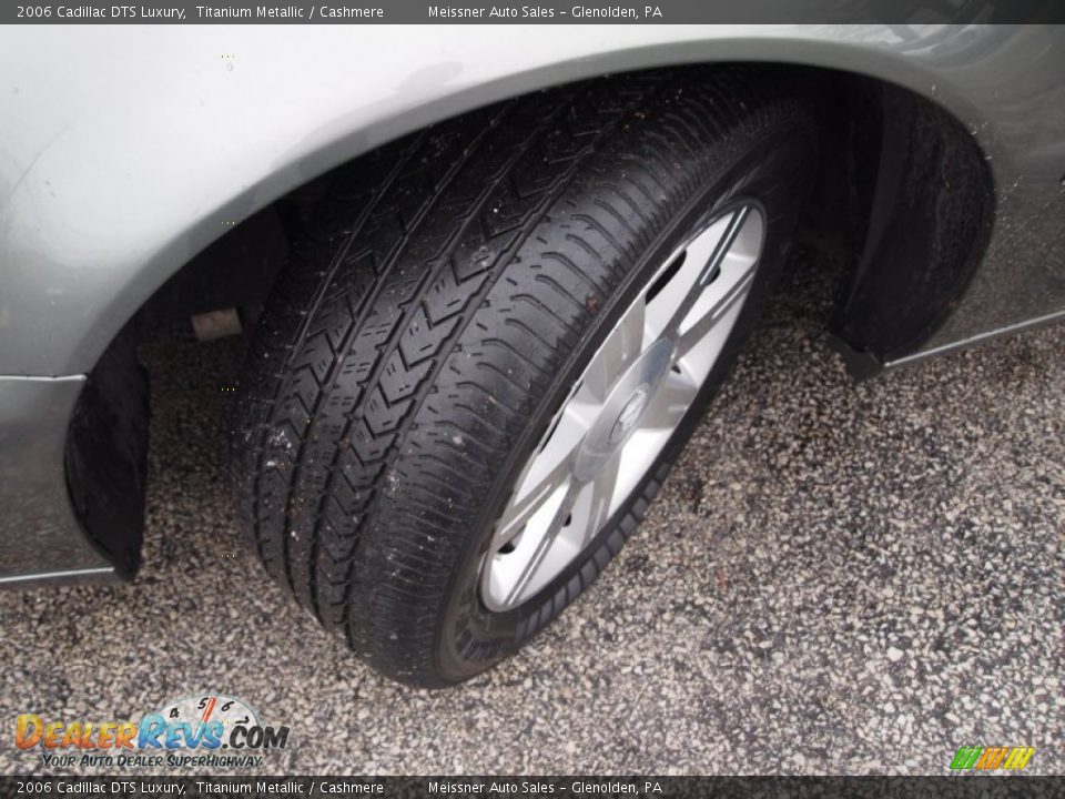 2006 Cadillac DTS Luxury Titanium Metallic / Cashmere Photo #23