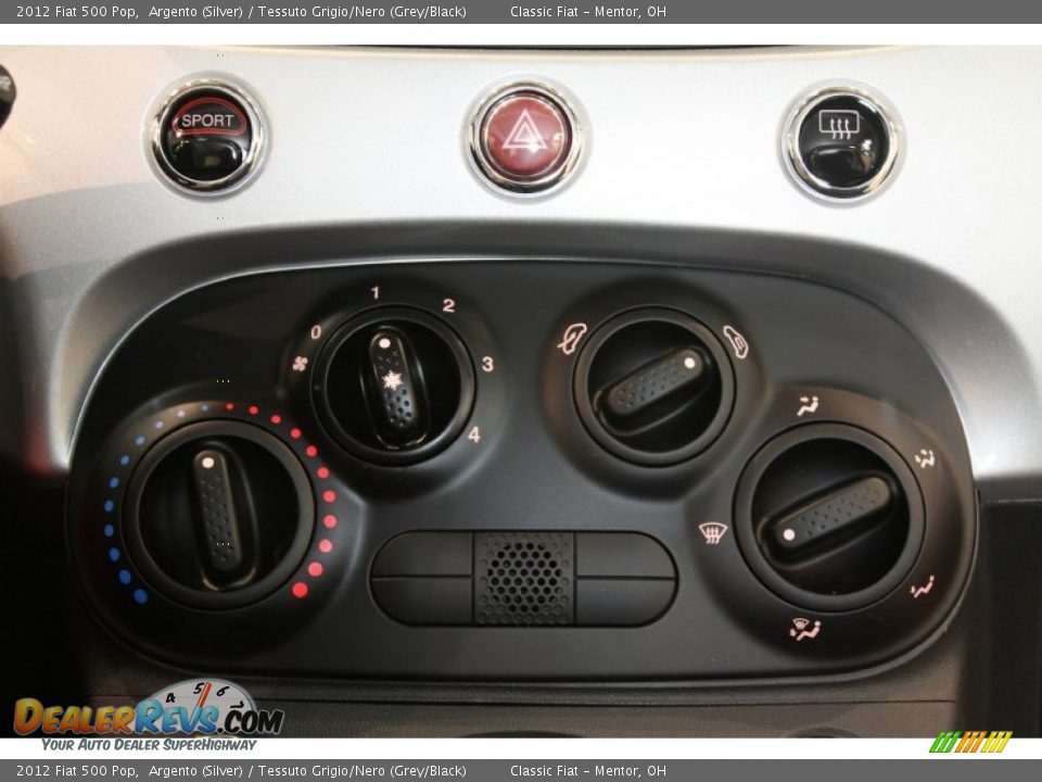 Controls of 2012 Fiat 500 Pop Photo #31