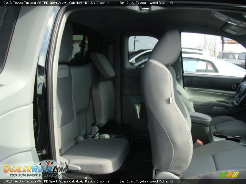 2013 Toyota Tacoma V6 TRD Sport Access Cab 4x4 Black / Graphite Photo #12