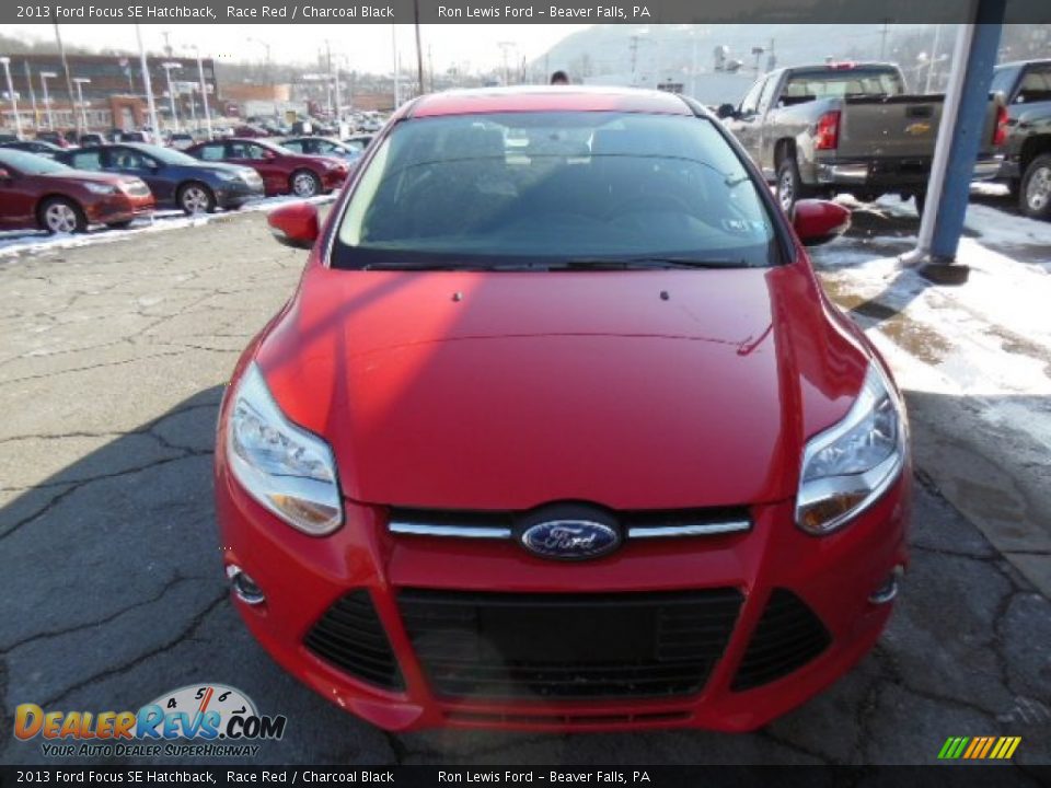 2013 Ford Focus SE Hatchback Race Red / Charcoal Black Photo #3