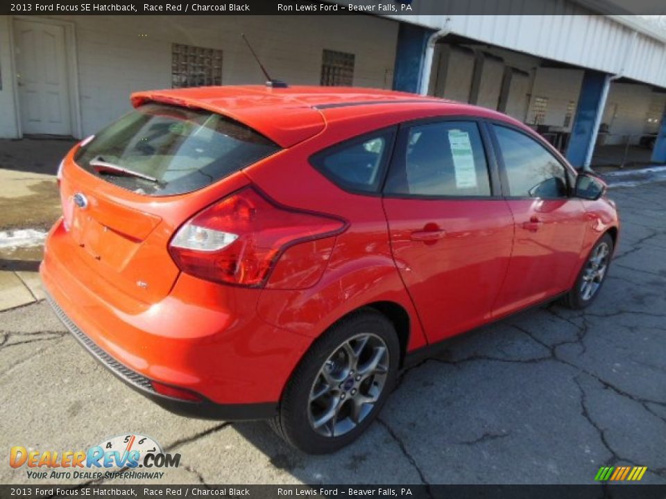 2013 Ford Focus SE Hatchback Race Red / Charcoal Black Photo #8