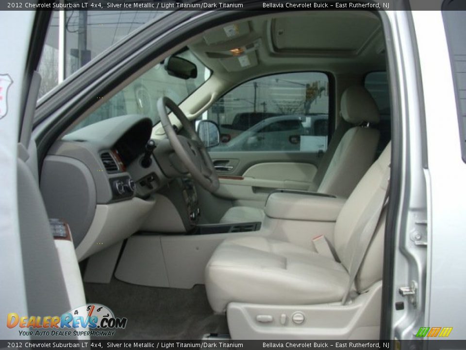 2012 Chevrolet Suburban LT 4x4 Silver Ice Metallic / Light Titanium/Dark Titanium Photo #7