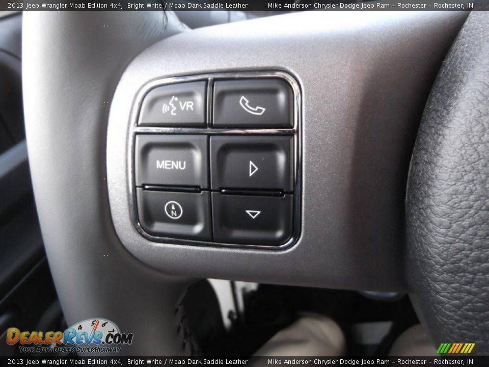 Controls of 2013 Jeep Wrangler Moab Edition 4x4 Photo #9