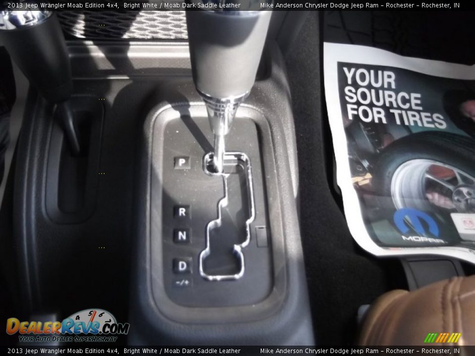 2013 Jeep Wrangler Moab Edition 4x4 Shifter Photo #23