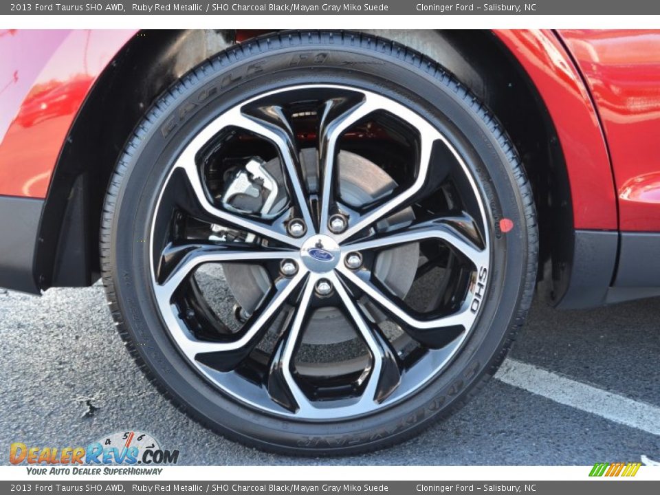 2013 Ford Taurus SHO AWD Wheel Photo #20