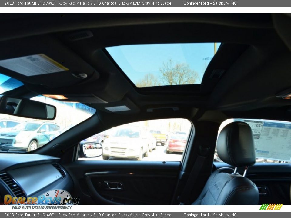 2013 Ford Taurus SHO AWD Ruby Red Metallic / SHO Charcoal Black/Mayan Gray Miko Suede Photo #28