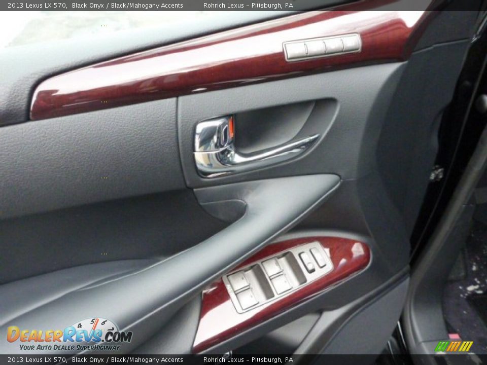 Controls of 2013 Lexus LX 570 Photo #14