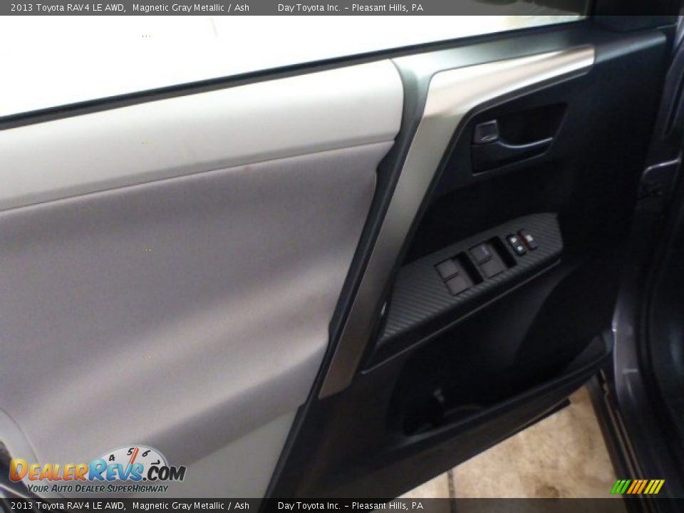 2013 Toyota RAV4 LE AWD Magnetic Gray Metallic / Ash Photo #16