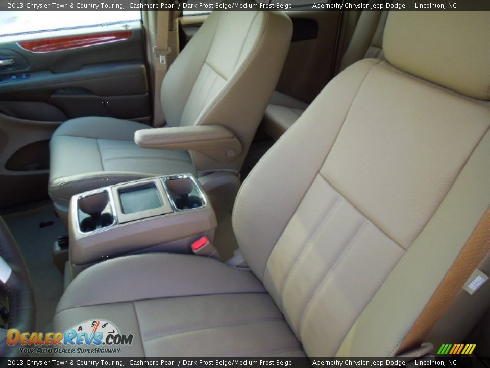 2013 Chrysler Town & Country Touring Cashmere Pearl / Dark Frost Beige/Medium Frost Beige Photo #9