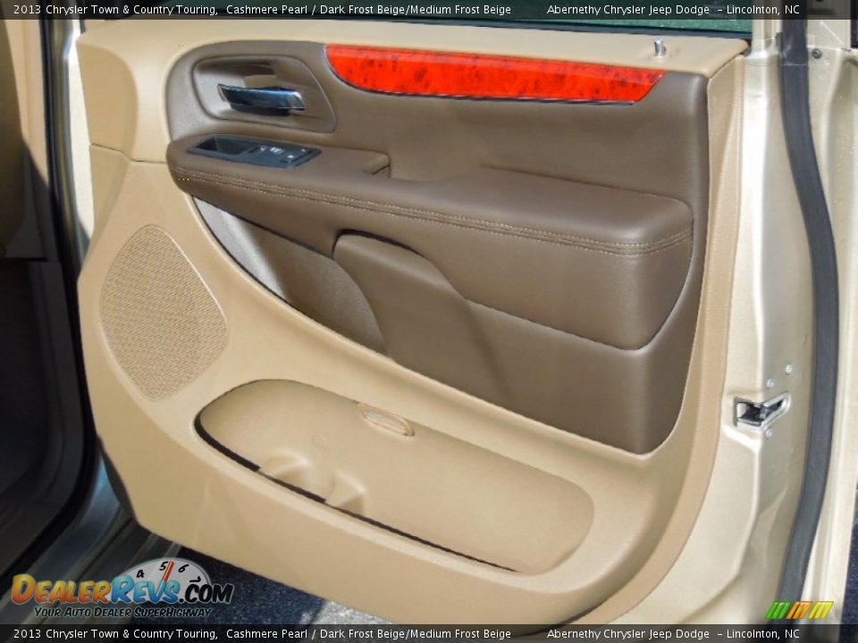 2013 Chrysler Town & Country Touring Cashmere Pearl / Dark Frost Beige/Medium Frost Beige Photo #23