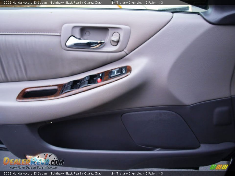 2002 Honda Accord EX Sedan Nighthawk Black Pearl / Quartz Gray Photo #15
