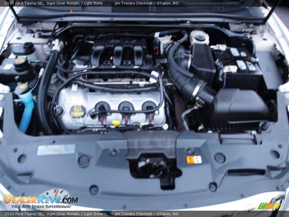 2010 Ford Taurus SEL Ingot Silver Metallic / Light Stone Photo #7