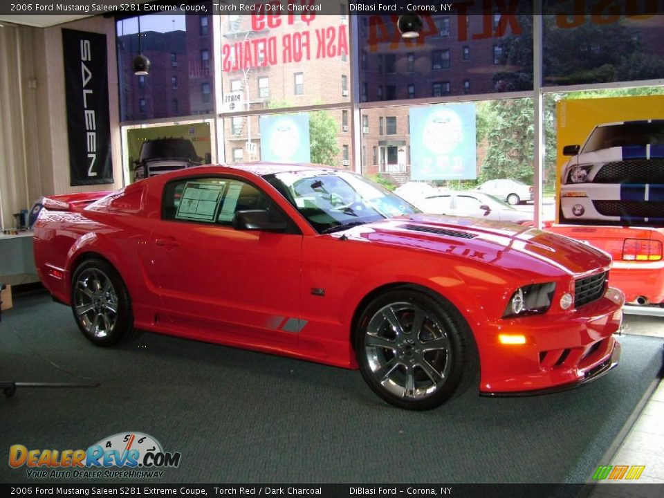 2006 Ford Mustang Saleen S281 Extreme Coupe Torch Red / Dark Charcoal Photo #2