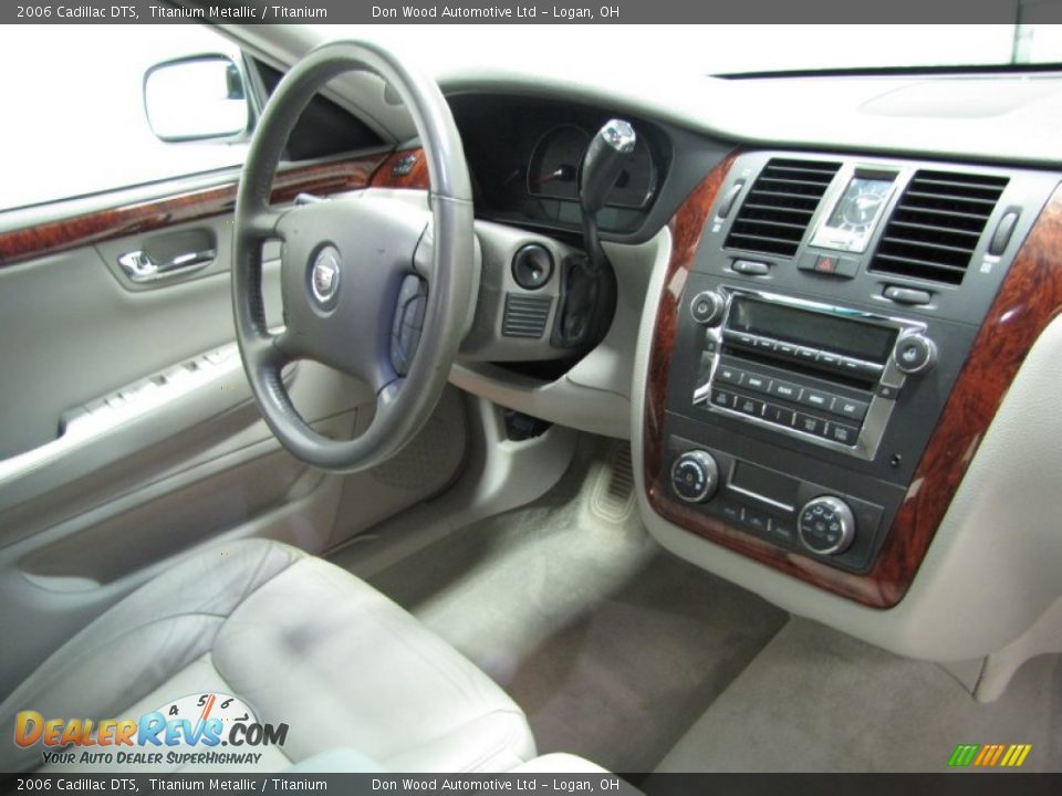 2006 Cadillac DTS Titanium Metallic / Titanium Photo #20