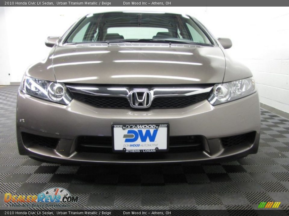2010 Honda Civic LX Sedan Urban Titanium Metallic / Beige Photo #2