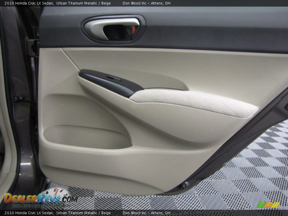 2010 Honda Civic LX Sedan Urban Titanium Metallic / Beige Photo #13